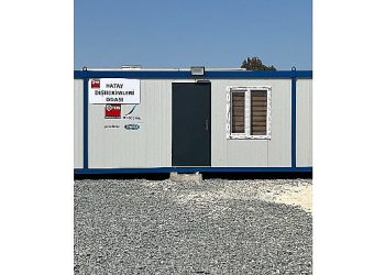 Sensodyne “Akıllı Ömür İstasyonu” projesi ile zelzele bölgesine takviyesini sürdürüyor