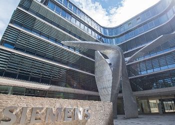 Sıemens, tezli sürdürülebilirlik amaçlarına ulaşmada güçlü bir ilerleme kaydediyor