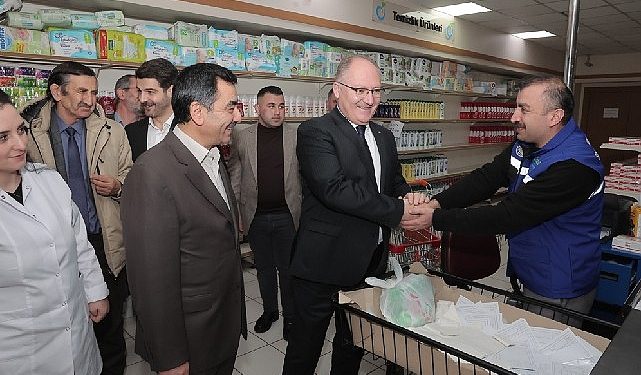 Sivas Belediyesi’nden gereksinim sahibi ailelere nakit yakacak takviyesi