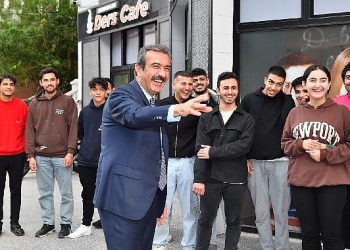 Soner Çetin gençlerle buluştu