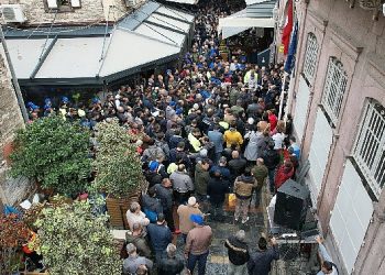 Soyer canlı ilişki ile çalışanlara seslendi