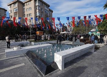 Üsküdar belediyesi 84 yeni parkı kullanıma açarken 136 parkı da yeniledi