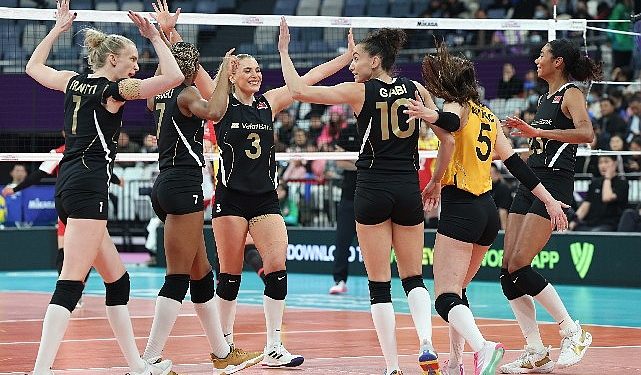 VakıfBank, Kulüpler Dünya Şampiyonası’nda üst üste 3. sefer finalde!