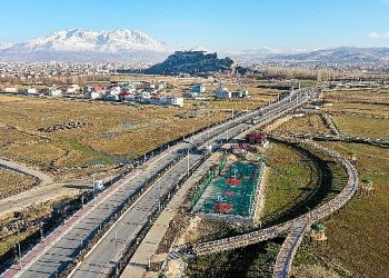 Van gölü kıyı yolu açılışa hazır