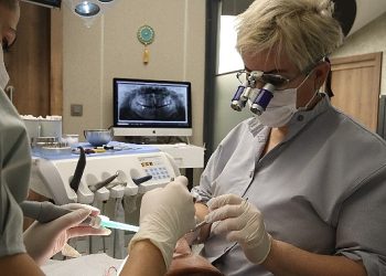 Yaşlanmayı önleyen diş tedavi sistemleri