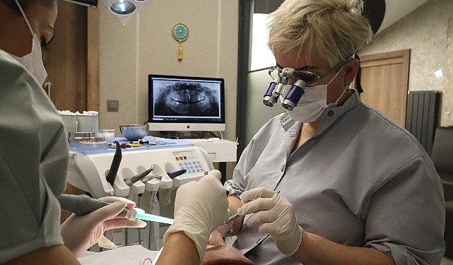 Yaşlanmayı önleyen diş tedavi sistemleri