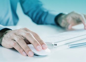 Yöneticinin söylediğini yap yaptığını yapma 