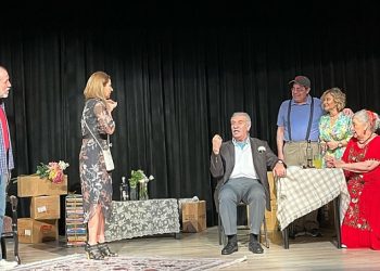 “55 Metrekare” Saray’da sahnelendi