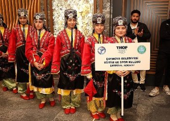 7 Bölge Halk Oyunları ağır ilgi gördü