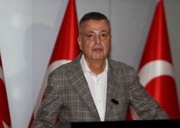 Ataşehir Belediye Başkanı İlgezdi CHP’den istifa etti