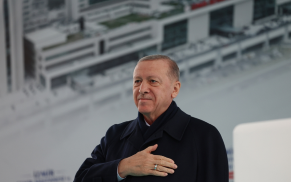 Cumhurbaşkanı, Sağlık Adayları İçin Müjdeyi Hastane Açılışında Verdi