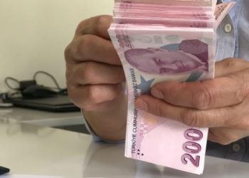 Emekliye Ek Zam Önergesi Meclisten Geçti