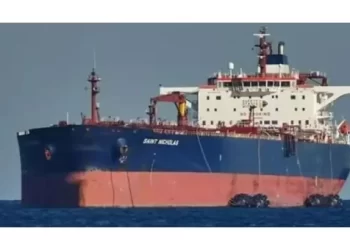 İran, İzmir’e petrol getiren tankere el koydu