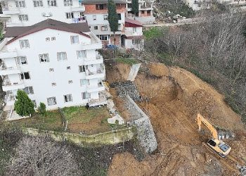 Acara Mahallesi’nde toprak kayan alan inançlı hale getirildi