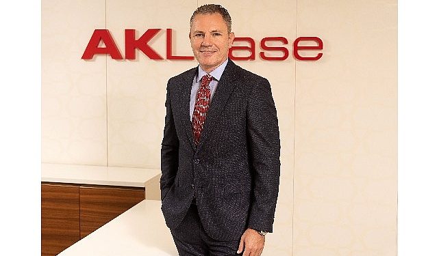 AKLease’e ikinci kere “En Yeterli İş Yeri” mükafatı