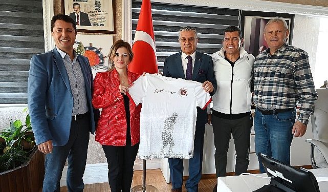 Antalyaspor heyetinden Lider Topaloğlu’na ziyaret