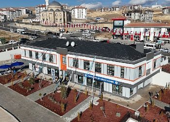 Ardıçlı aile sıhhati merkezi ve millet kıraathanesi açıldı