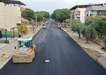 Aydın büyükşehir belediyesi’nden aydın genelinde 21 noktada birden yol imal çalışması