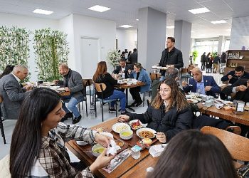 Buca’da Belediye Lokantası açıldı