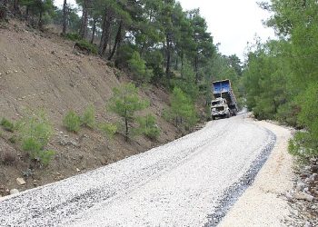Burmahan-Beşkonak yoluna asfalt