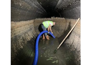 Büyük Kanal’daki paklık çalışmaları yerin 8 metre altında sürüyor