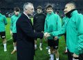 Büyükakın’dan kritik maç öncesi Kocaelispor’a moral ziyareti