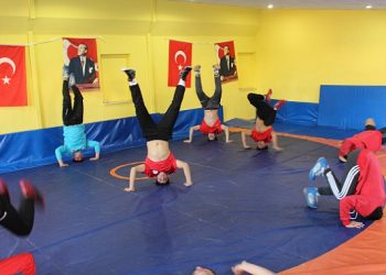 Büyükşehir Belediyesi geleceğin şampiyonlarını hazırlıyor