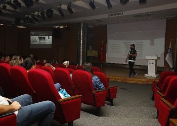 Büyükşehir işçisine uyuşturucuyla uğraş eğitimi