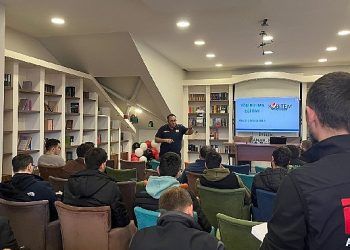 Büyükşehir İtfaiyesi’nden İHH’ya eğitim takviyesi