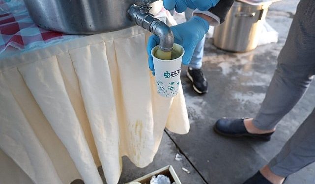 Büyükşehir’den pazarcı esnafına çorba ikramı