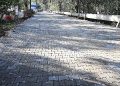 Çıralı’da bozulan yollara parke taşı döşeniyor