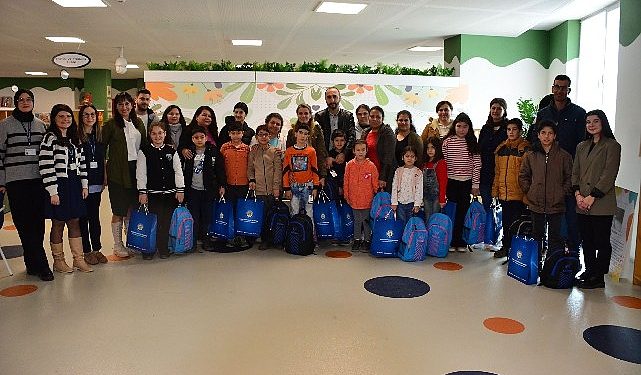 Çocuklar Haklarını Aileleri ve Oyunlarla Öğreniyor