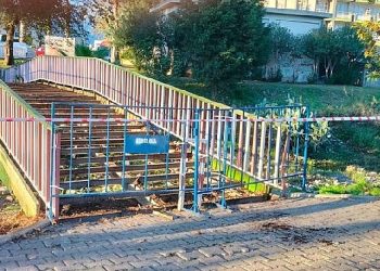 Dere üzerindeki köprüler onarılıyor