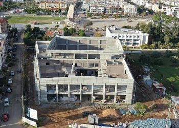 Didim’de kültür merkezi inşaatı devam ediyor