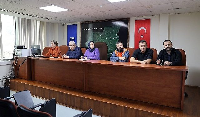 Gölcük Donanma Mahallesine üst geçit