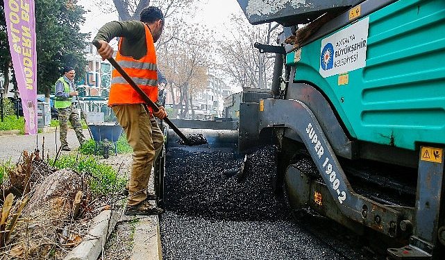 Havaalanı Caddesi’ne sıcak asfalt