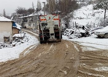 İzmir Büyükşehir Belediyesi grupları kar teyakkuzunda