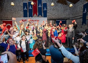 İzmir’de Köy Tiyatroları iki yılda 16 bin seyirciye ulaştı