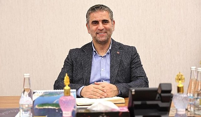 Kandıra Belediye Lideri Adnan Turan, yeni yıl münasebetiyle bir basın bildirisi yayınladı.