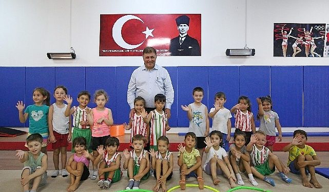 Karşıyaka Belediyesi 1 yılda 50 bin bireye spor yaptırdı