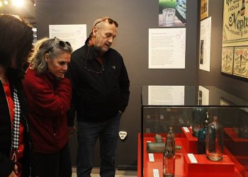 Karşıyaka Belediyesi’nin “Gazozuna var mısın” standı ziyarete açıldı