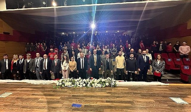 Karşıyaka Kozmik Çocuk Merkezi’ne ‘İzmir’in Enleri’ mükafatı