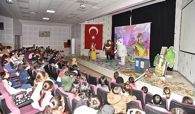 Kartepeli çocuklara yarıyıl cümbüşü