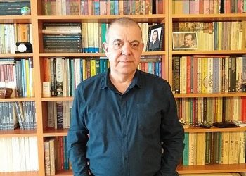 Kemeraltı’ndaki altyapı çalışmalarından asırlık su boruları çıktı