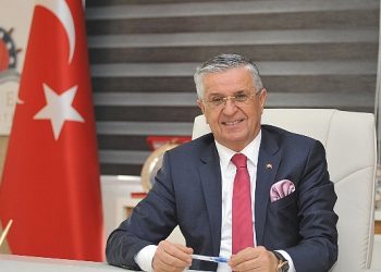 Kemer’den Hollanda çıkarması