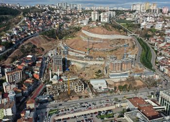 Kocaeli’de kentsel dönüşüm atılımı devam ediyor