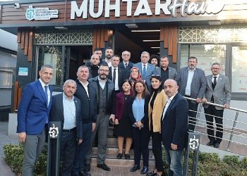 Kocaelili muhtarlardan okul kampanyasına takviye