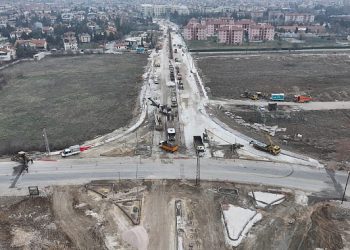 Konya Büyükşehir Necmettin Erbakan Caddesi’nde Ağır Bir Çalışma Sürdürüyor