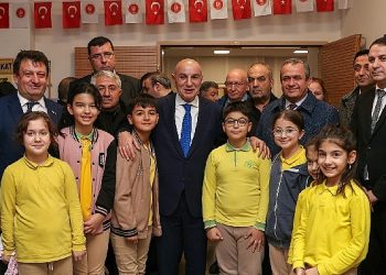 Lider Altınok çocuk oyun alanı ve laboratuvar sınıfını hizmete açtı