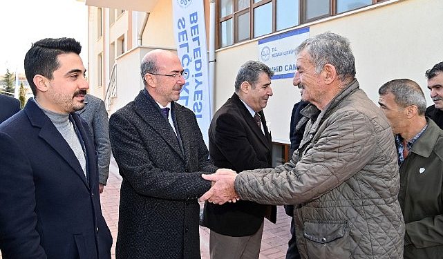 Lider Pekyatırmacı buhara mahallesi’nde ilçe sakinleriyle bir ortaya geldi